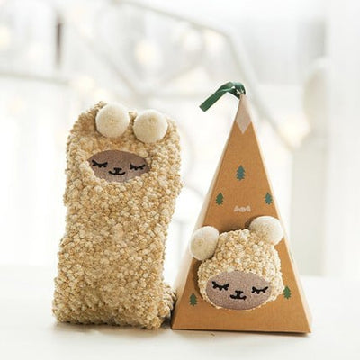 Weihnachts-Socken im Geschenkbox-Design | Flauschige Haus- & Kuschelsocken | Universalgröße