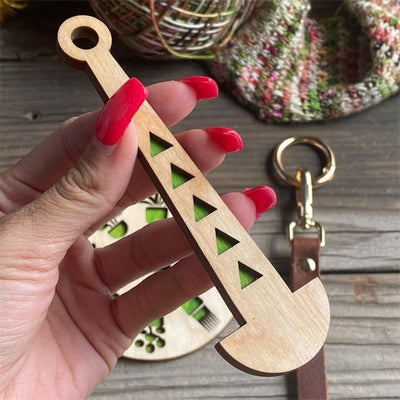 Tragbarer Garnhalter | Drehbare Spindel | Holz & BPA-freier Kunststoff | YarnMate