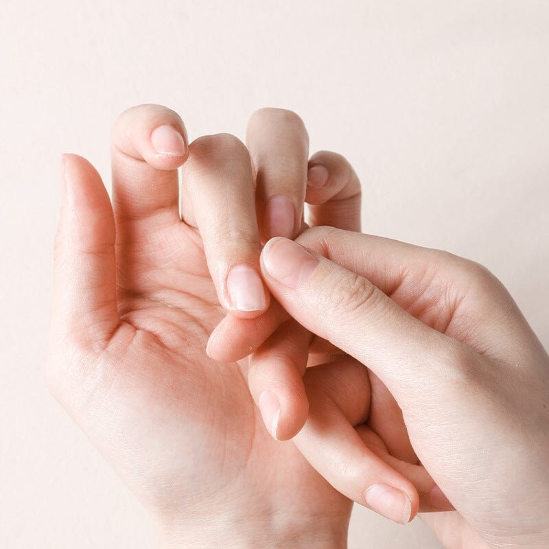NagelElixier™ Revitalisierende Nagelbehandlung
