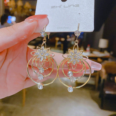 2+2 Gratis | BlütenTropfen™ Elegantes Blumendesign