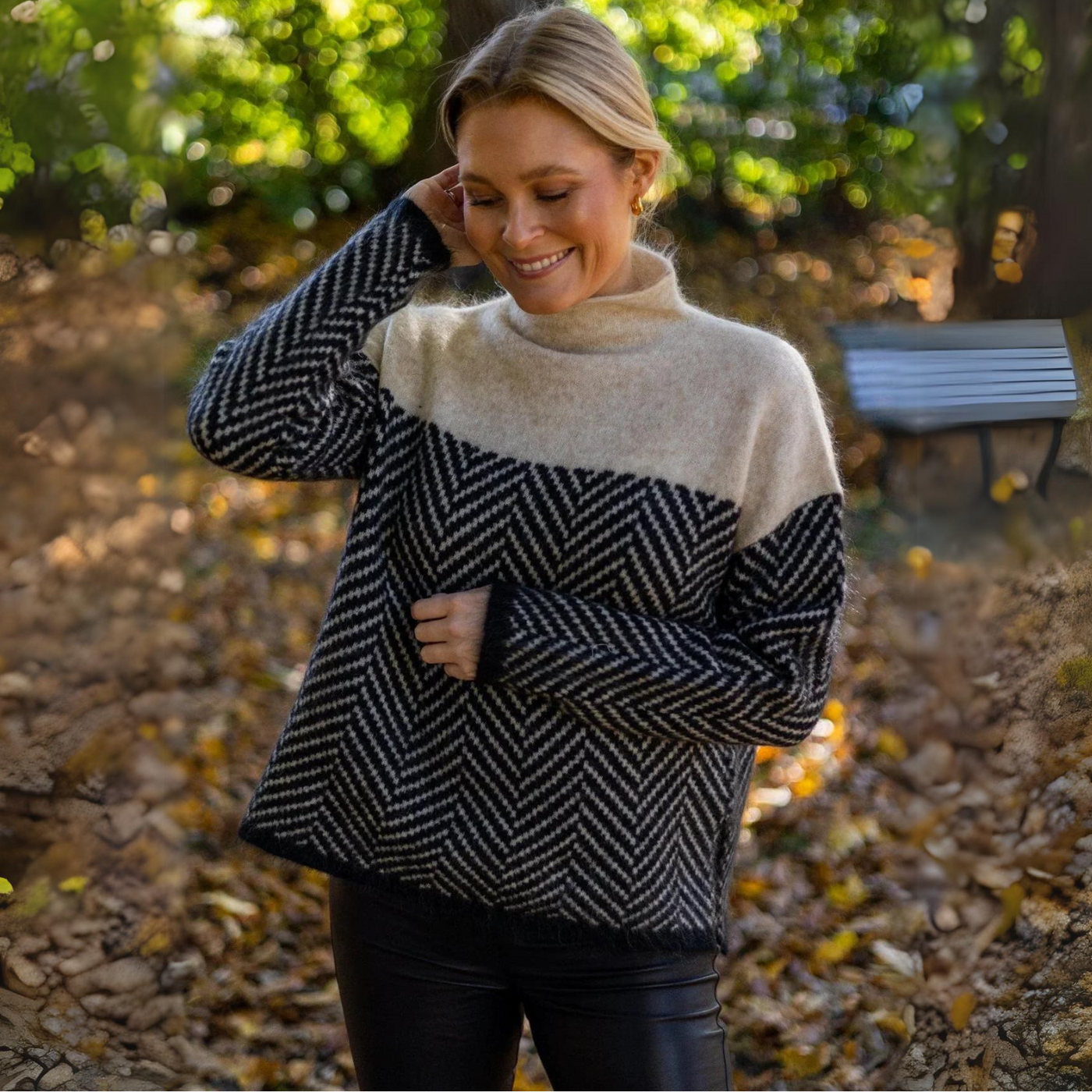 Chevron Luxe | Stylischer Rollkragenpullover Damen