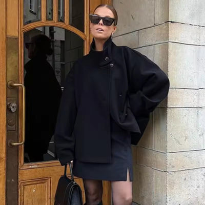 Damen Kurzjacke Elise | Zweireihig & Elegant | Warm & Bequem | Mit Brusttasche & Modernem Schnitt