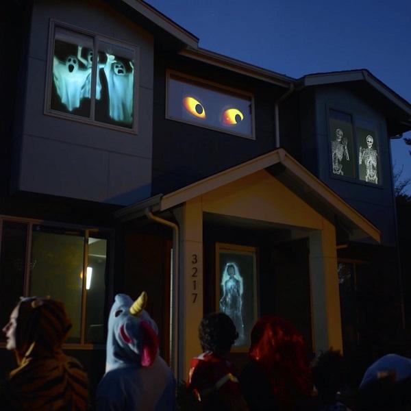 Halloween Projektor mit Leinwand & Stativ | Holografische 3D-Videos | LED wetterfest | Für Halloween & Weihnachten