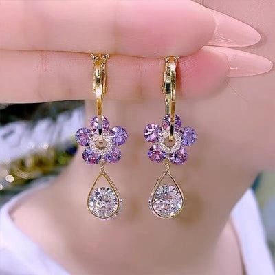 Elara™ Elegante Blumen Glanz