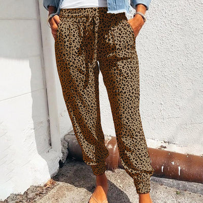 Kleo - Komfortable Damen Freizeithose mit Leopardenmuster
