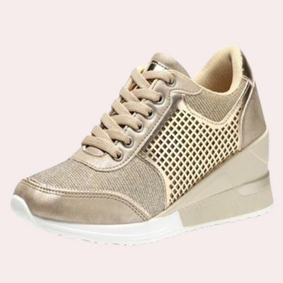 Turnschuhe mit Keilabsatz