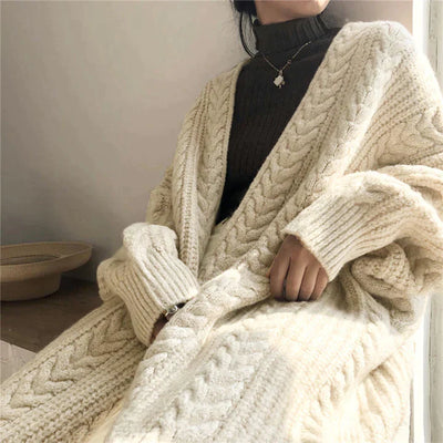 Leonie | Kuschelig Bequeme Strickjacke