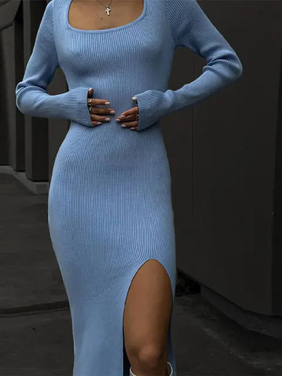 Celestia l Elegante quadratische Hals, gestricktes Kleid mit langen Ärmeln