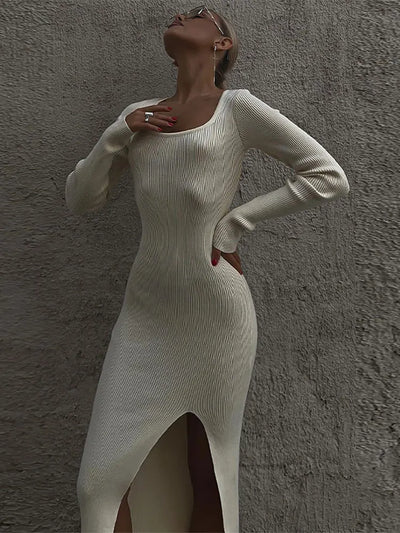 Celestia l Elegante quadratische Hals, gestricktes Kleid mit langen Ärmeln