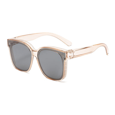 1+1 Gratis | Überzieh-Sonnenbrille | Polarisierte Gläser | Passt über Brillen | Schlankes Design & UV-Schutz