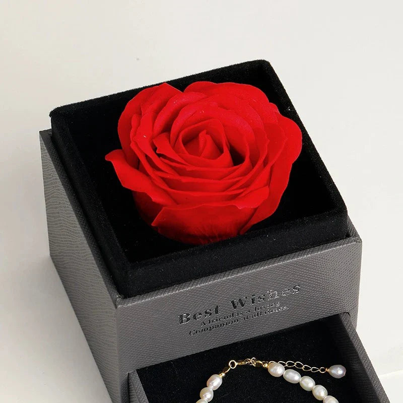Die Beloved Spezial-Geschenkbox