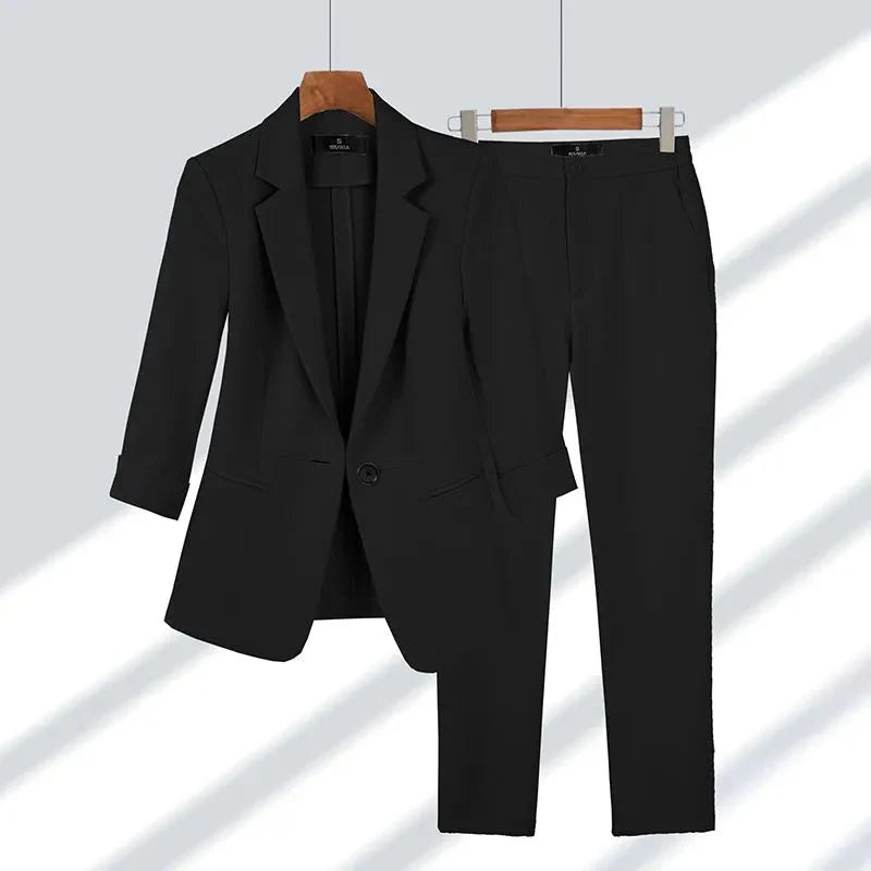 Saskia - Einfarbiges, passendes Blazer-Set für Frauen