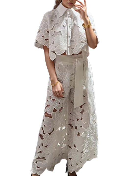 Cecille™ Weiches Feminines Detail