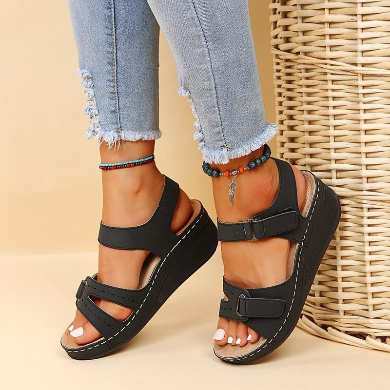 Zelda - Bequeme Orthopädische Sandalen für Frauen