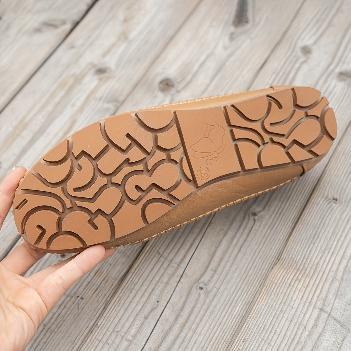 Damen Loafer | Elegant mit Retro Perforation | Bequem Slip-On