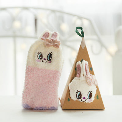 Weihnachts-Socken im Geschenkbox-Design | Flauschige Haus- & Kuschelsocken | Universalgröße