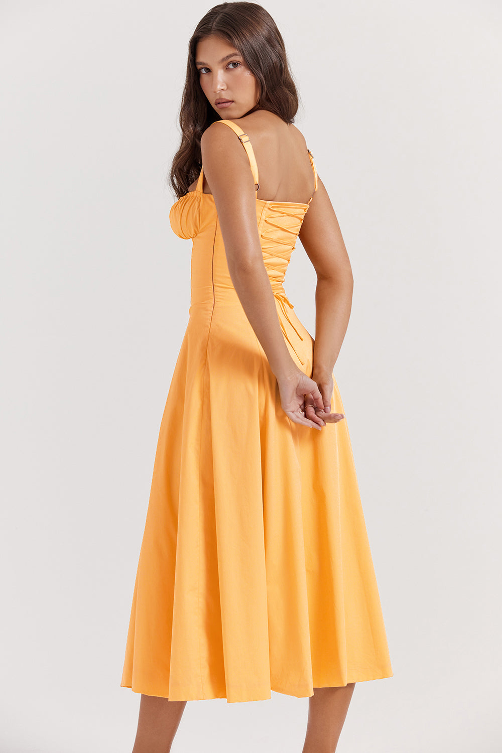 Soleil™ Eleganter Silhouettenstil