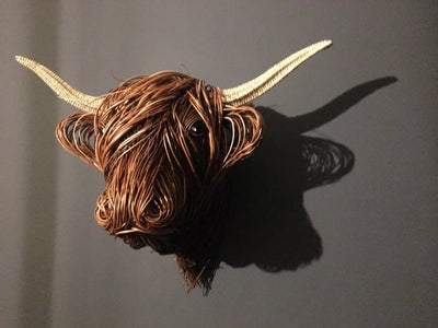 Handgefertigte Wanddeko | Resin Skulptur „Feeling Highland Cattle“ | Einzigartige Kunst für Wohnzimmer & Büro