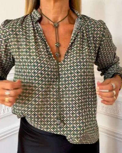 Alisa | Bluse mit V-Ausschnitt und geometrischem Druck