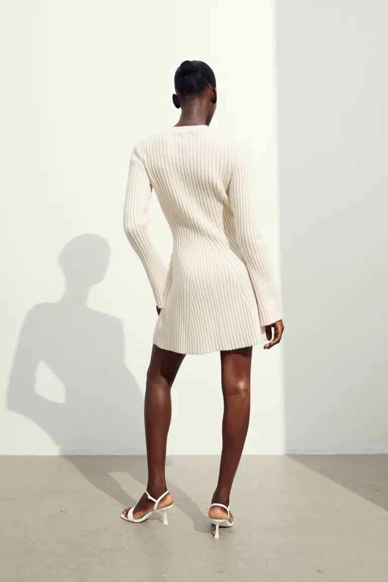 Damen Strickkleid | Rib-Knit mit Schlitzärmeln | Rundhals & Figurbetonte Passform