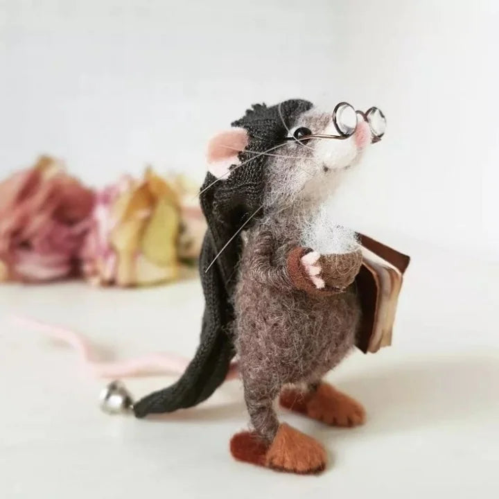 Handgefertigte Filzmaus | Weihnachtsdeko & Geschenkidee | Nadelgefilzt aus Wolle & Stoff | Nachhaltig