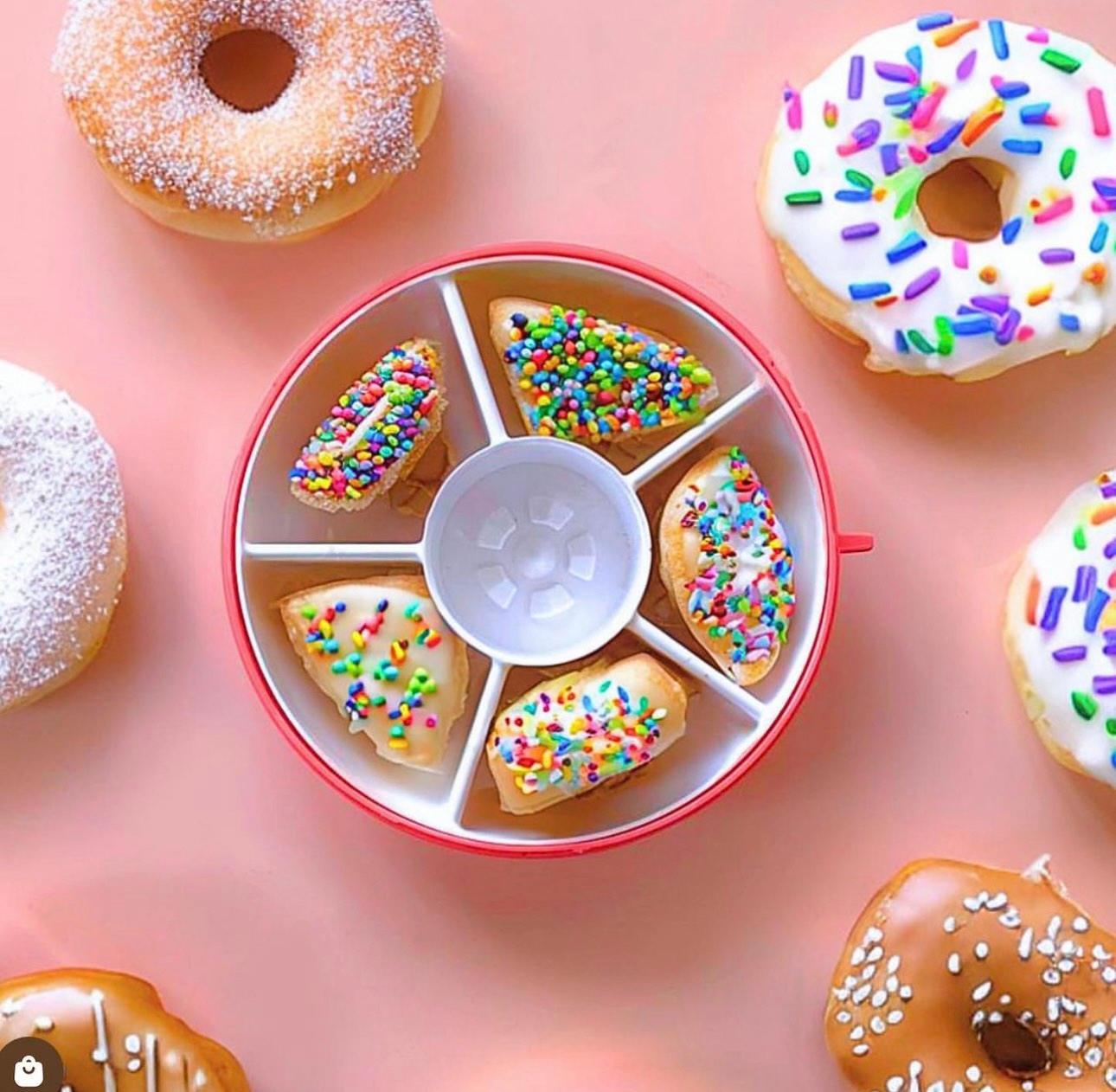 Snackbox für Kinder mit 5 Fächern | Drehbarer Snackspender | Auslaufsicher & BPA-frei