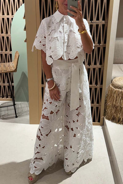 Cecille™ Weiches Feminines Detail