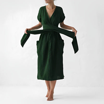 Lucia Comér - Elegantes Leinenkleid