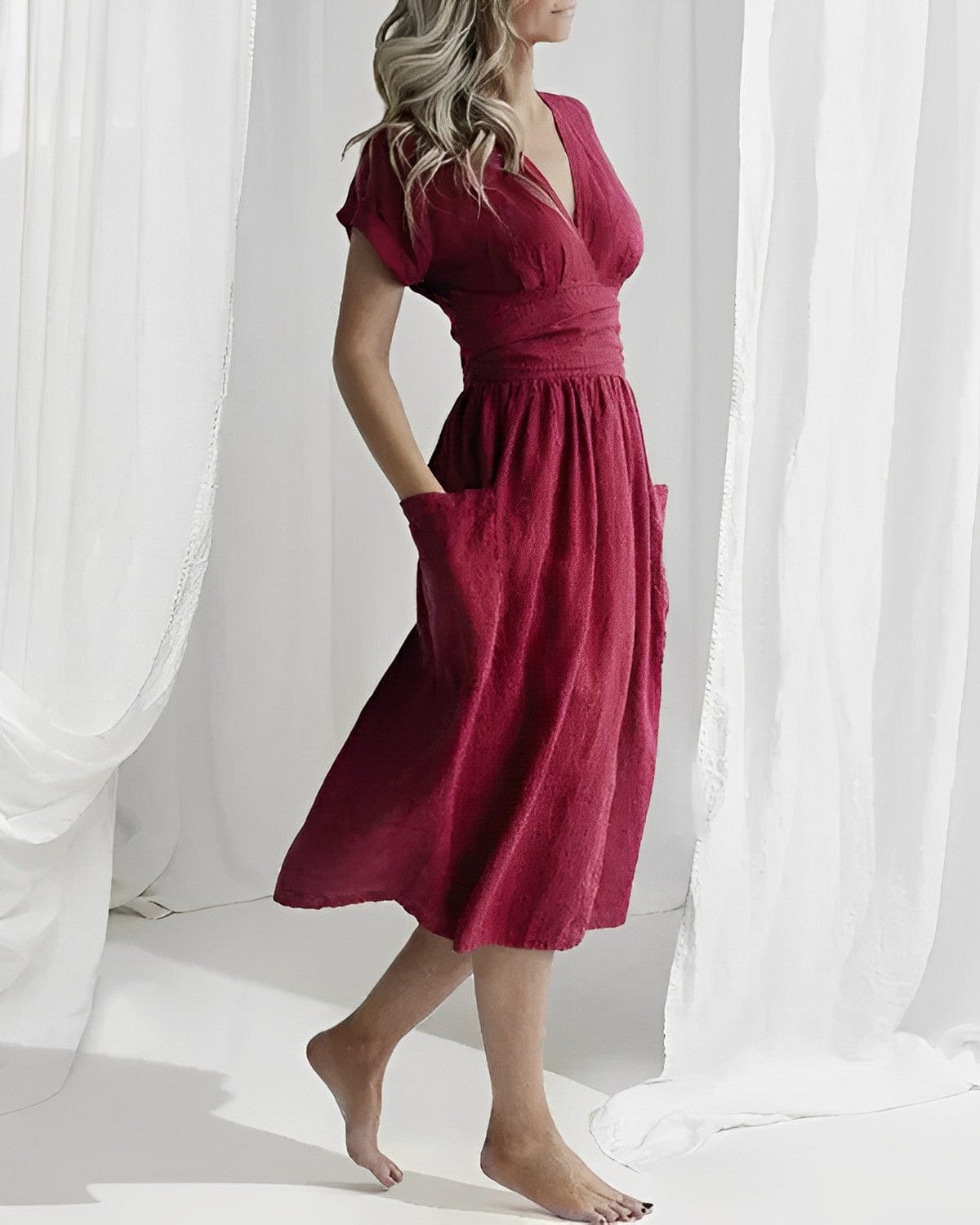Lucia Comér - Elegantes Leinenkleid