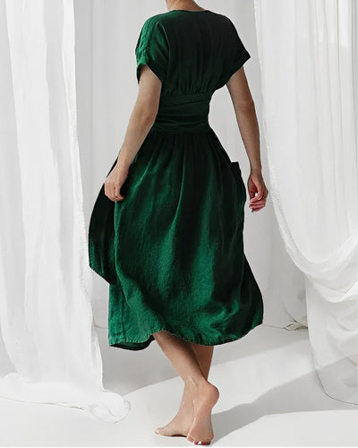 Lucia Comér - Elegantes Leinenkleid