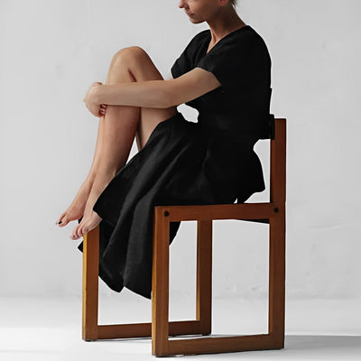 Lucia Comér - Elegantes Leinenkleid