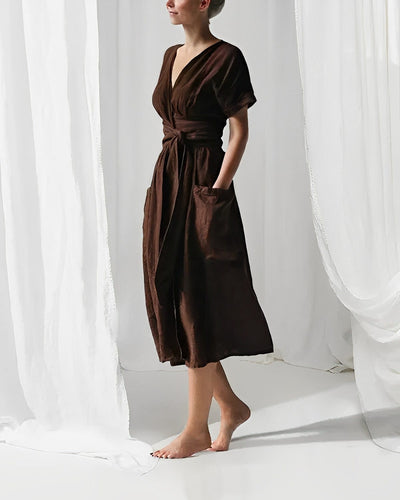 Lucia Comér - Elegantes Leinenkleid