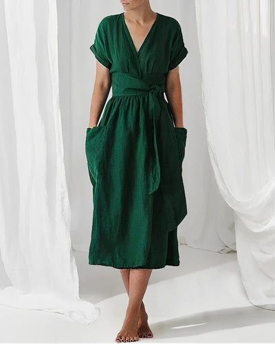 Lucia Comér - Elegantes Leinenkleid