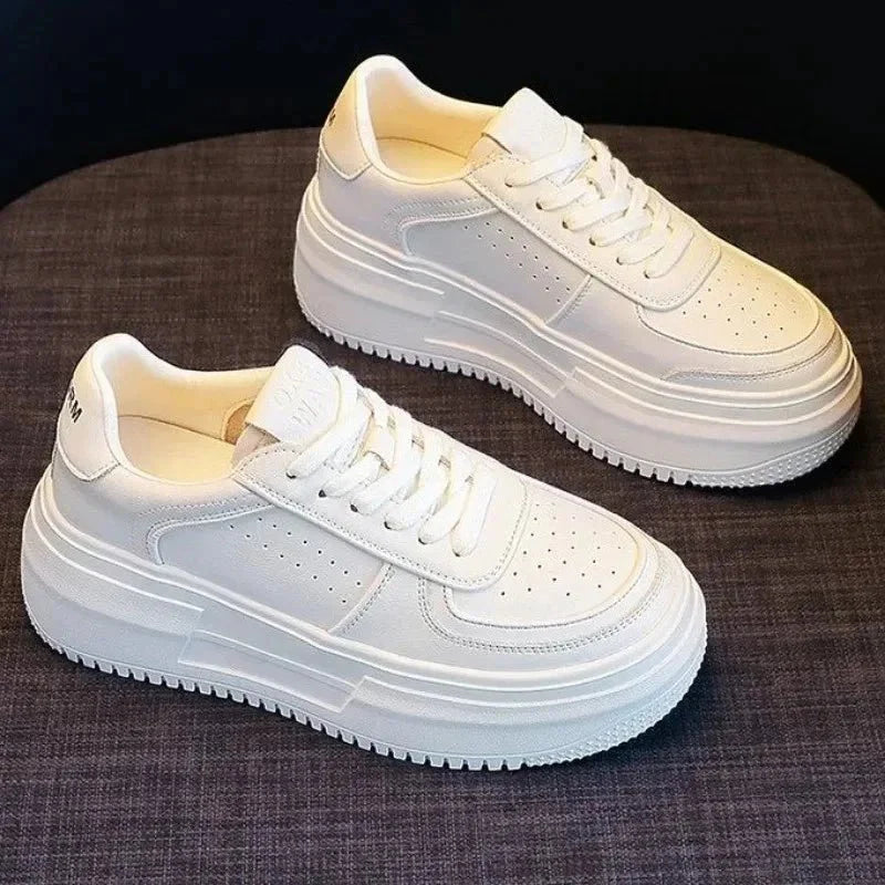 Zephanie Plateau Ganzweiße Sneakers