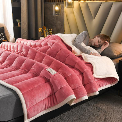WolkeWeich™ Supreme Kuscheldecke
